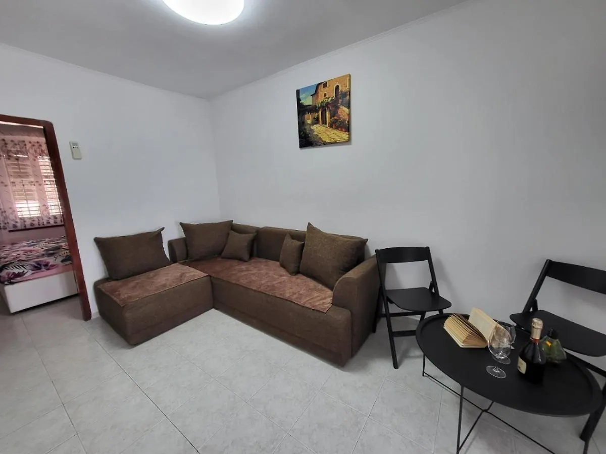 Apartment Apartman Dora With Sea View And Terrace Umag