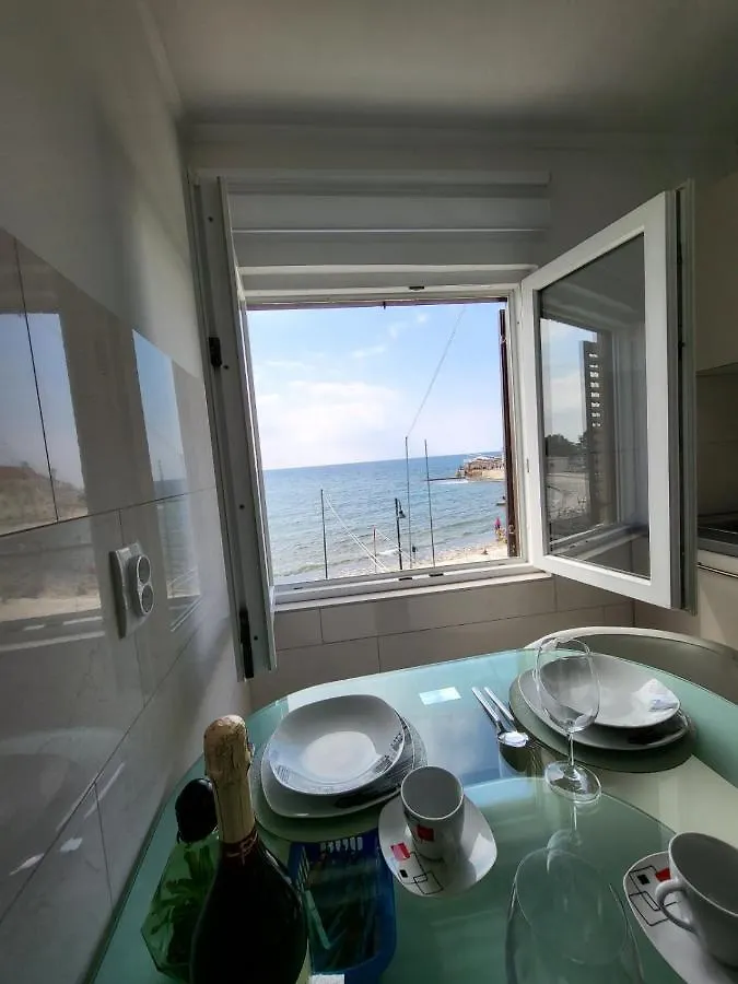 Apartman Dora With Sea View And Terrace Umag Croatia